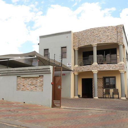 Coco Palm Bed & Breakfast Windhoek Exteriér fotografie