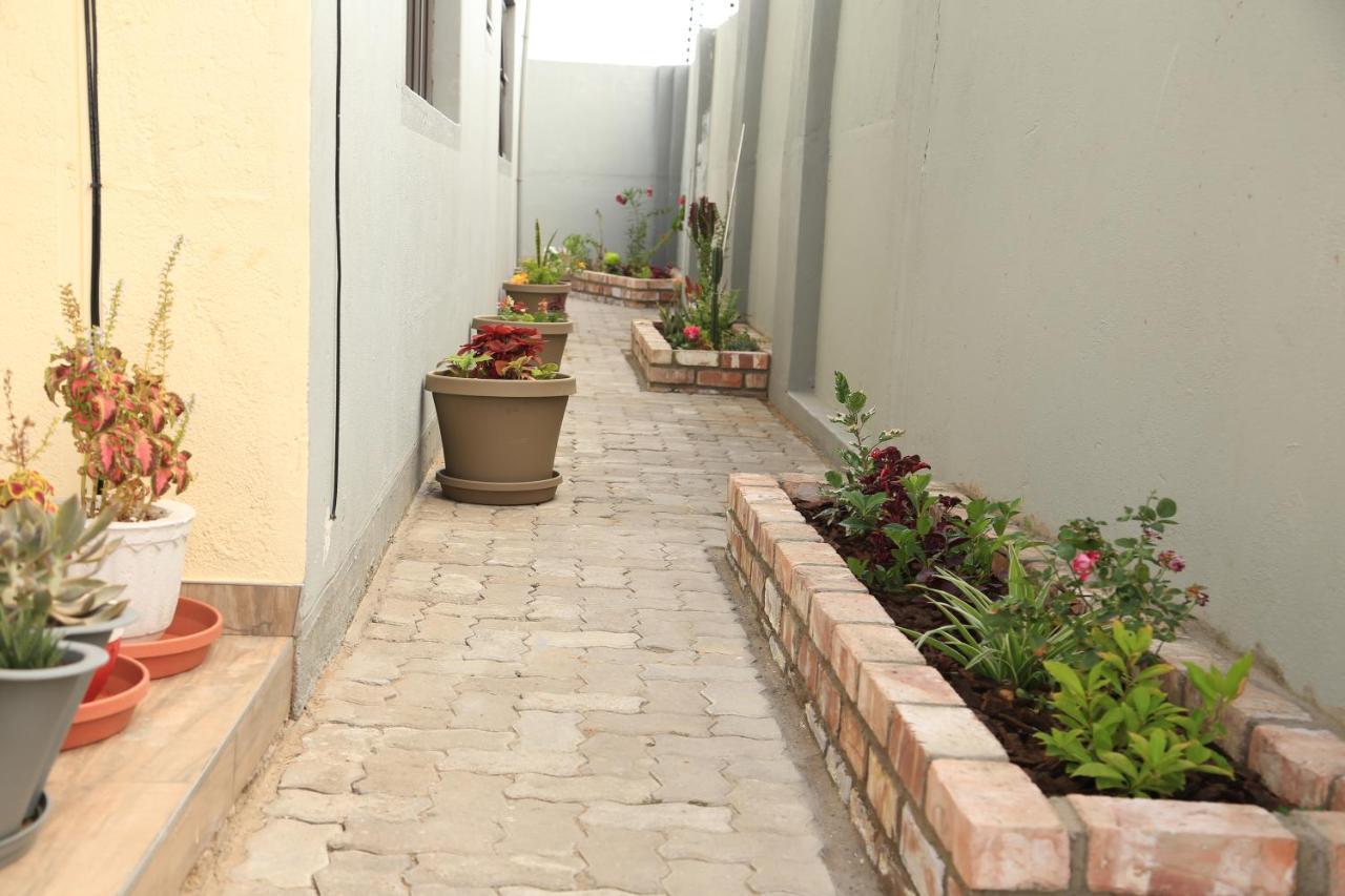 Coco Palm Bed & Breakfast Windhoek Exteriér fotografie